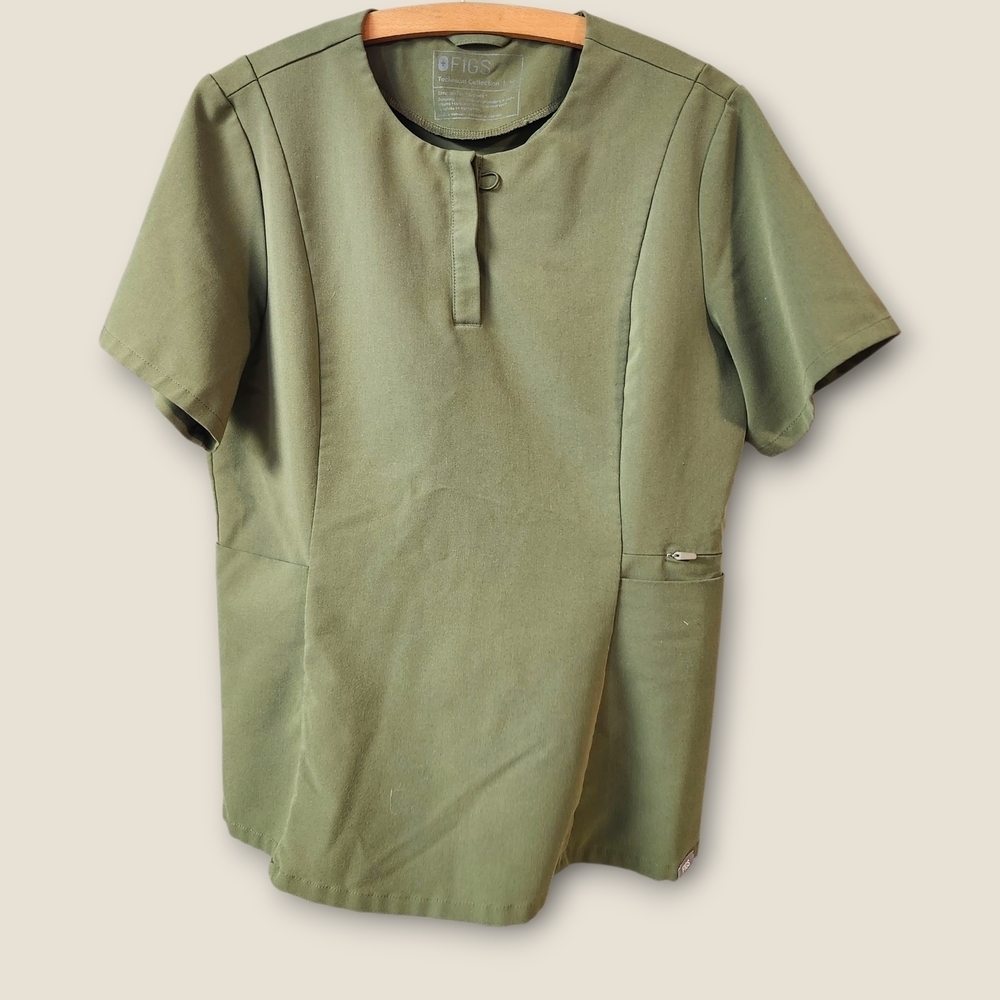 FIGS Bristol Slim Henley Scrub Top Sz M